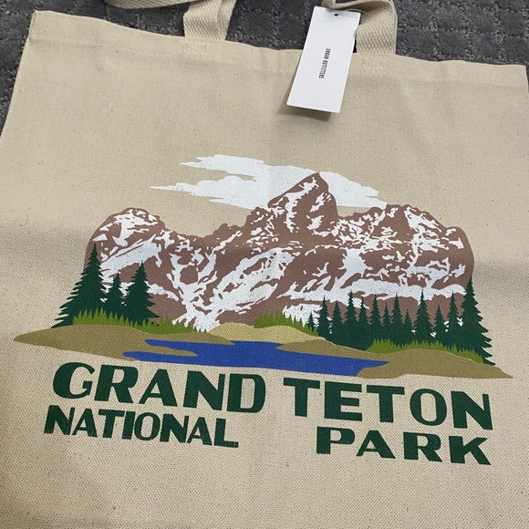 Urban Outfitters Grand Teton National Park Tote Bag NWT - Picture 7 of 9
